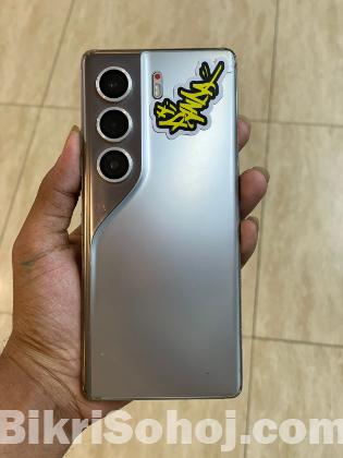 Tecno Camon 40 Pro